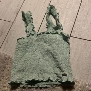 Brand New Never worn Hollister Top size XS
